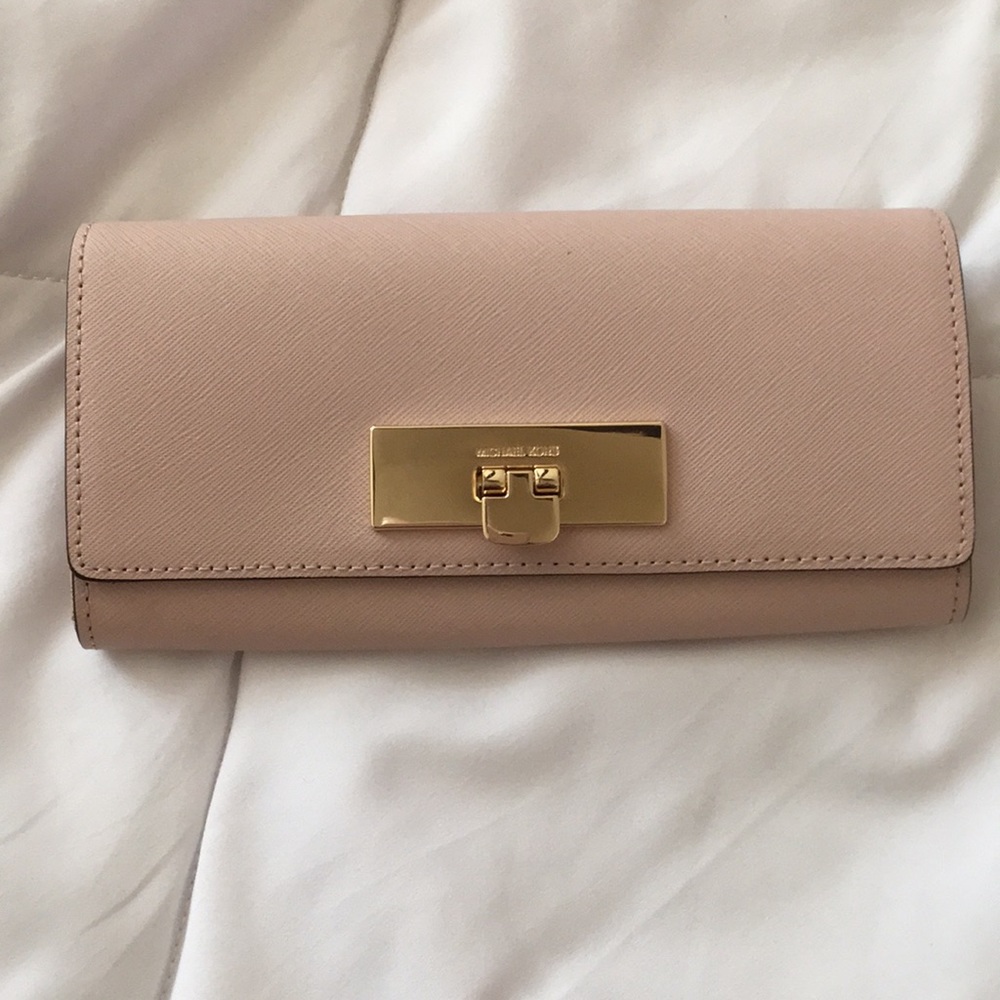 Michael Kors wallet